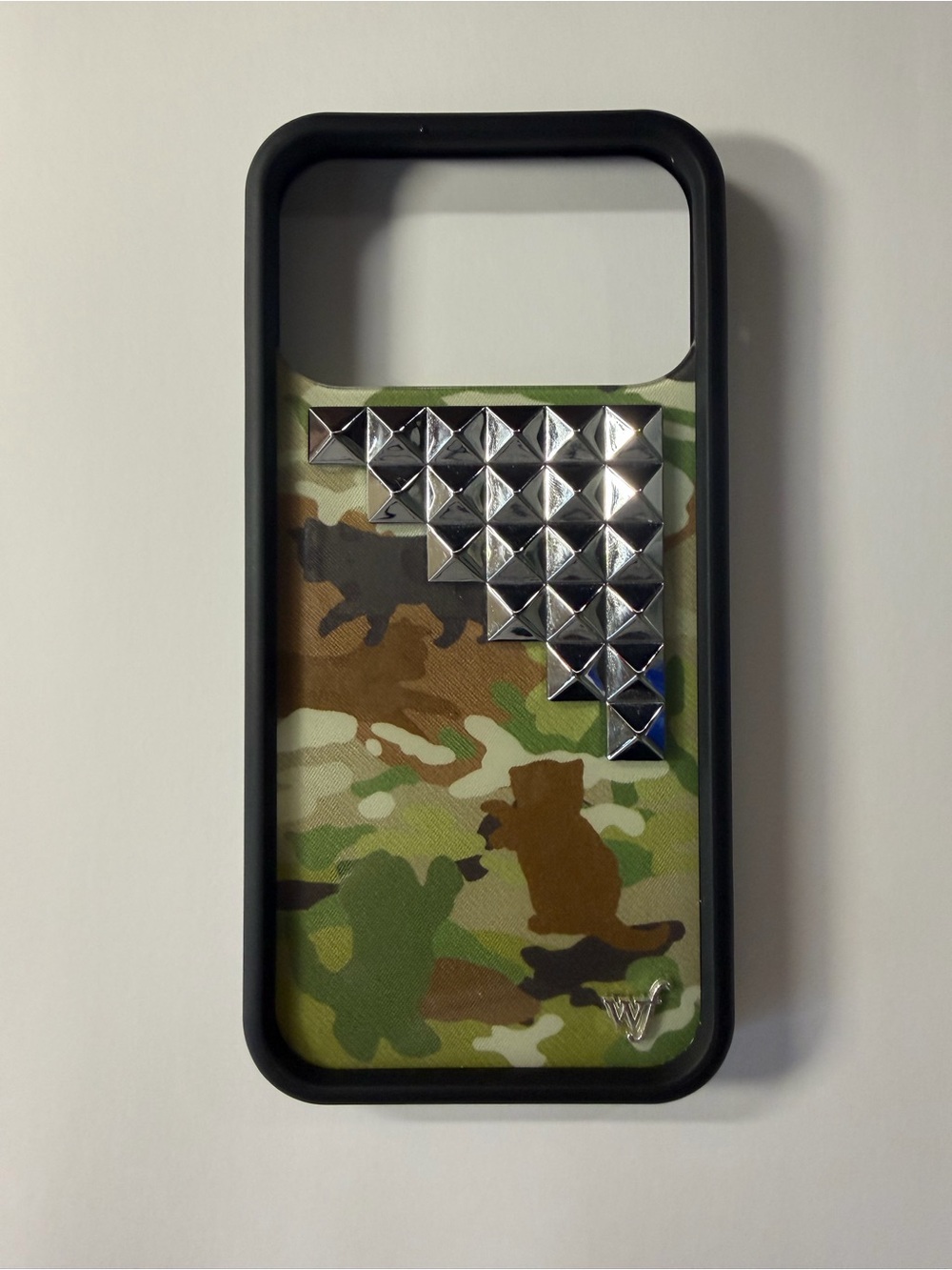 Wildflower Camouflage Cats Pyramid Stud Phone Case - Green Camouflage